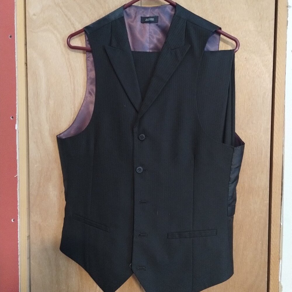 J Ferrar 3 pc Men's Formal Wear